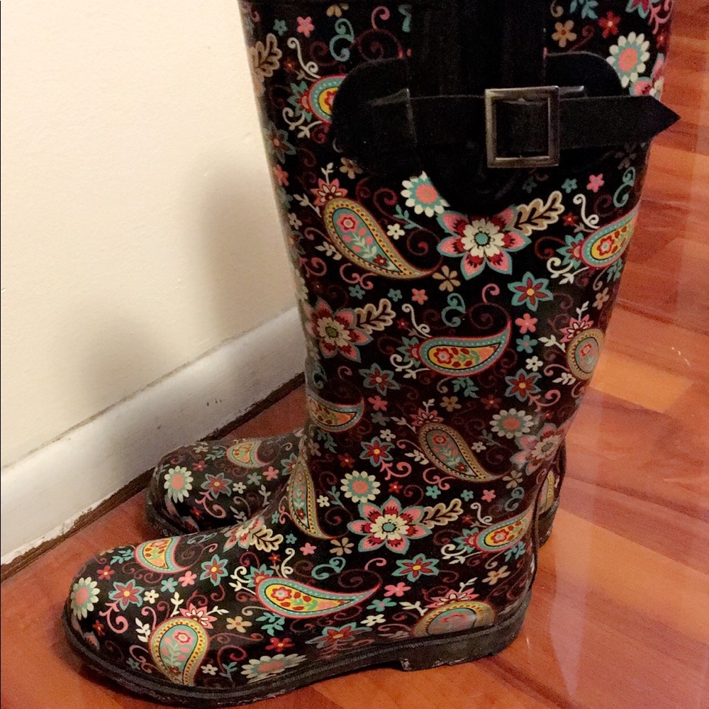 Rain boots